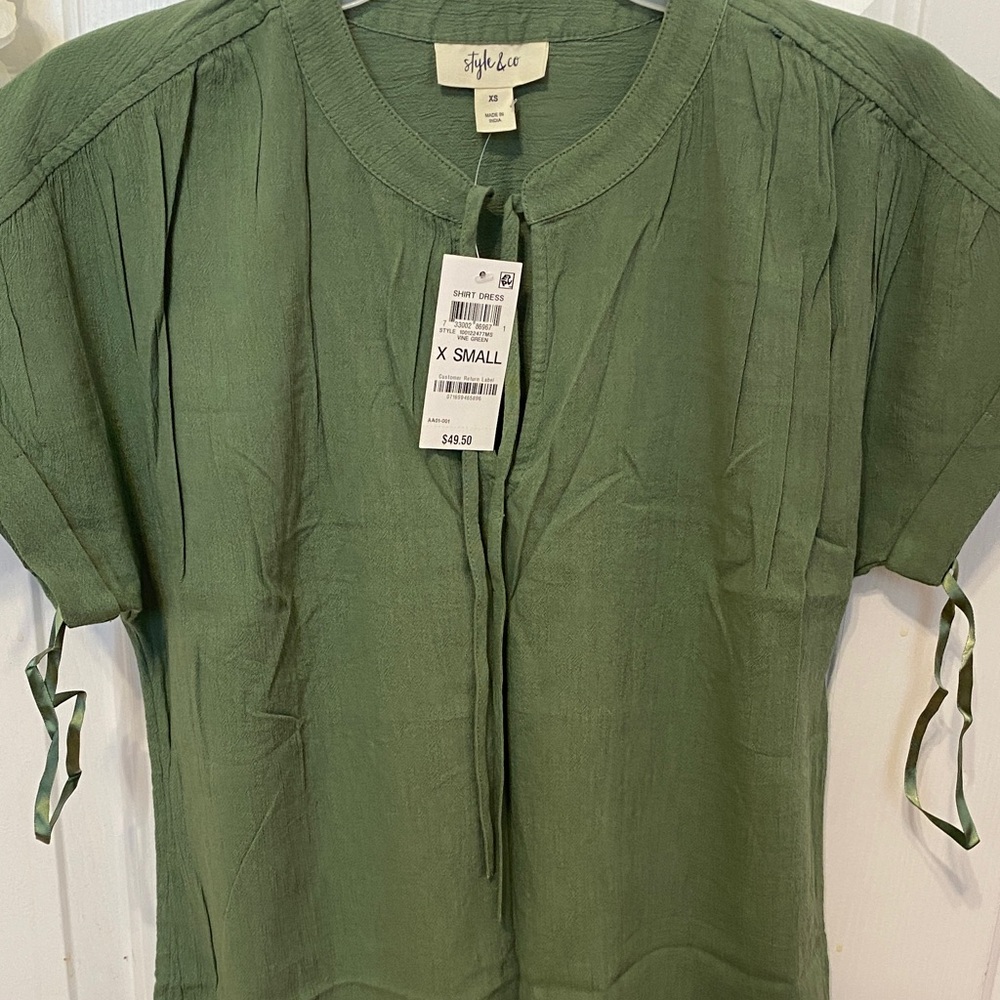 Style & Co. Olive Short Sleeve Blouse